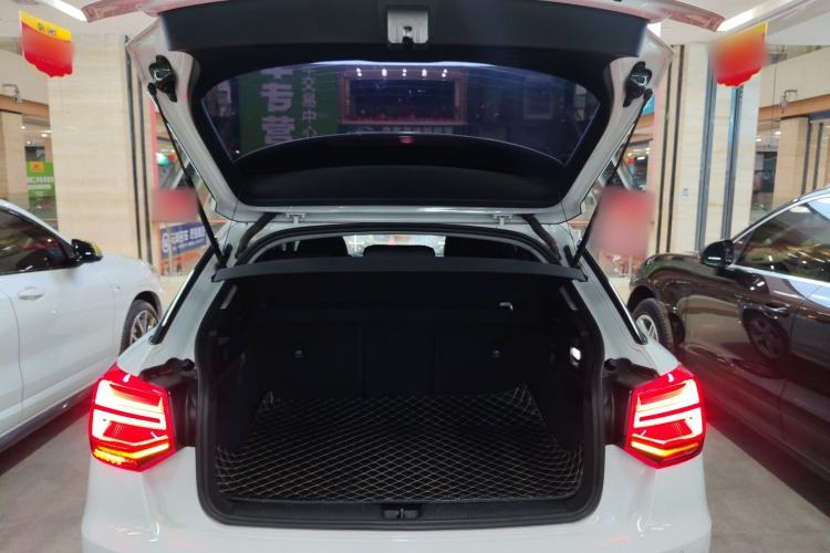 Used Audi Q2L 2018 35 TFSI Fashion Elegant Version China V Trunk