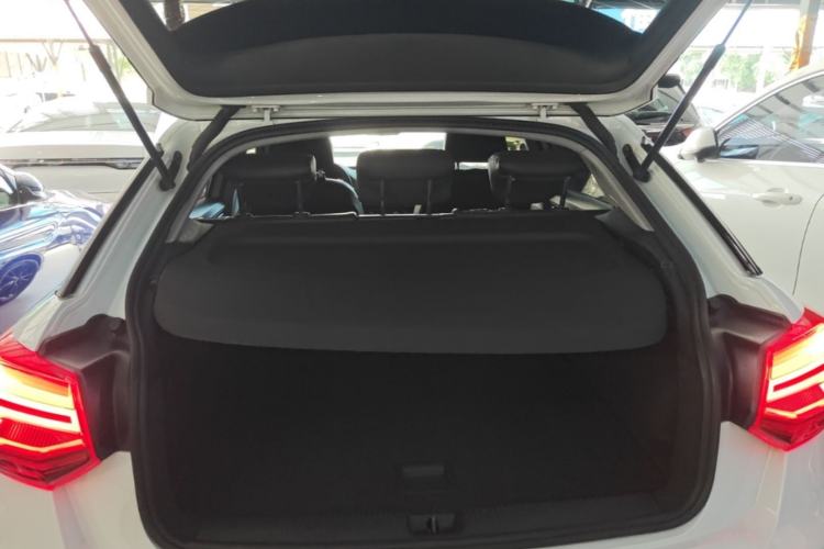 Used Audi Q2L 2018 35 TFSI Launch Exclusive Edition China V Trunk