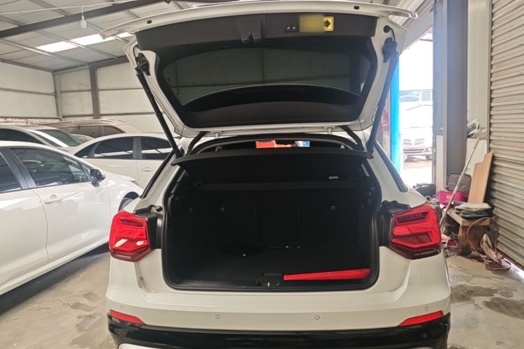 Used Audi Q2L 2018 35 TFSI Launch Exclusive Edition China V Trunk
