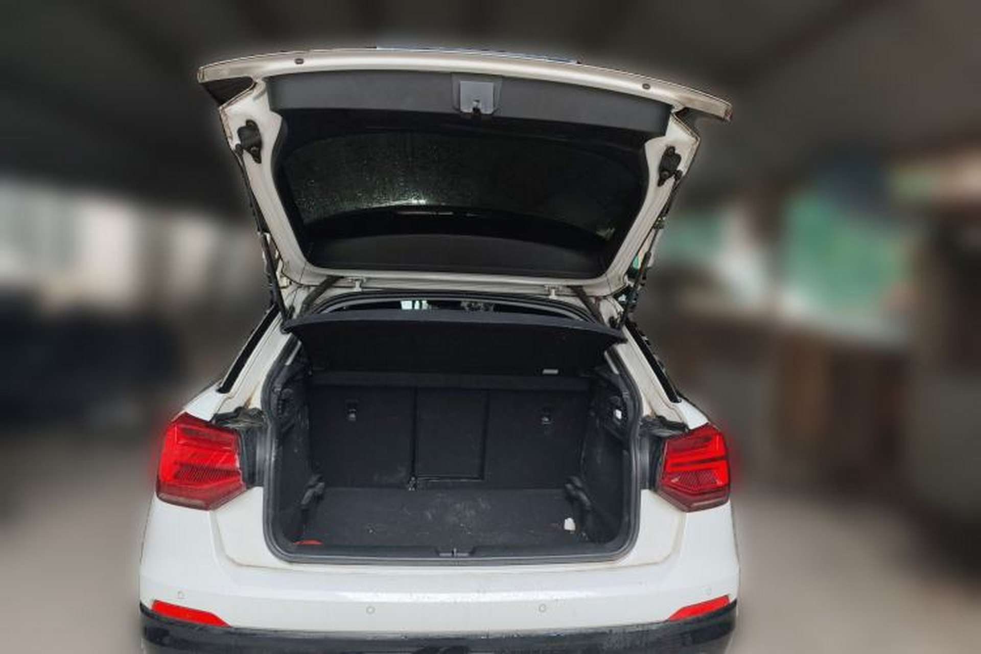 Used Audi Q2L 2018 35 TFSI Launch Exclusive Edition China V Trunk