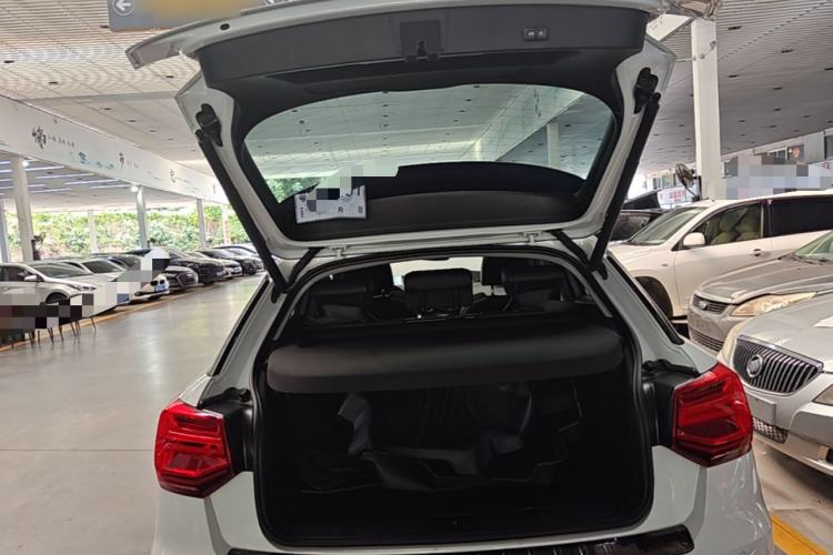 Used Audi Q2L 2018 35 TFSI Luxury Attractive Model China V Standard Trunk