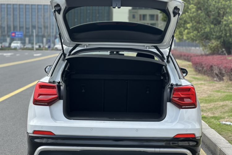 Used Audi Q2L 2018 35 TFSI Fashion Dynamic Version China VI Emission Standard Trunk