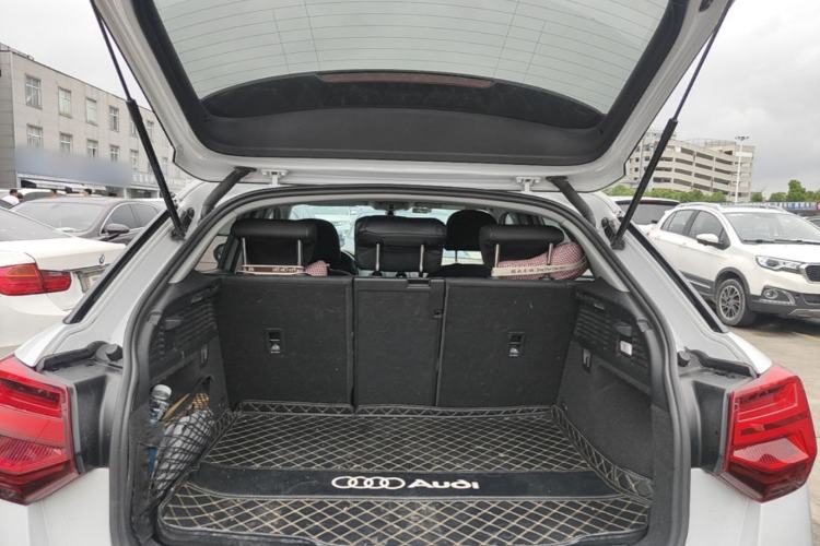 Used Audi Q2L 2018 35 TFSI Launch Exclusive Edition China VI Trunk