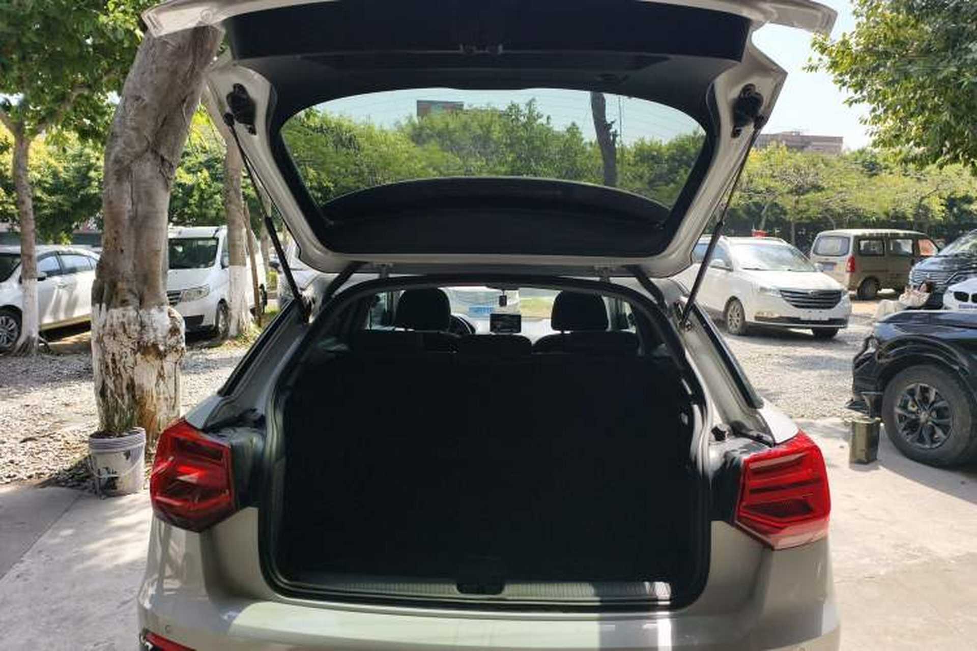 Used Audi Q2L 2018 35 TFSI Launch Exclusive Edition China V Trunk