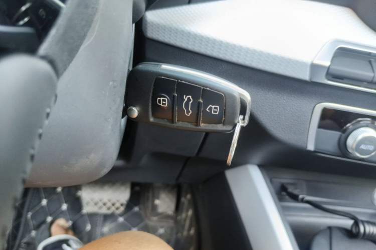 Used Audi Q2L 2018 35 TFSI Fashion Elegant Version China V Vehicle Key