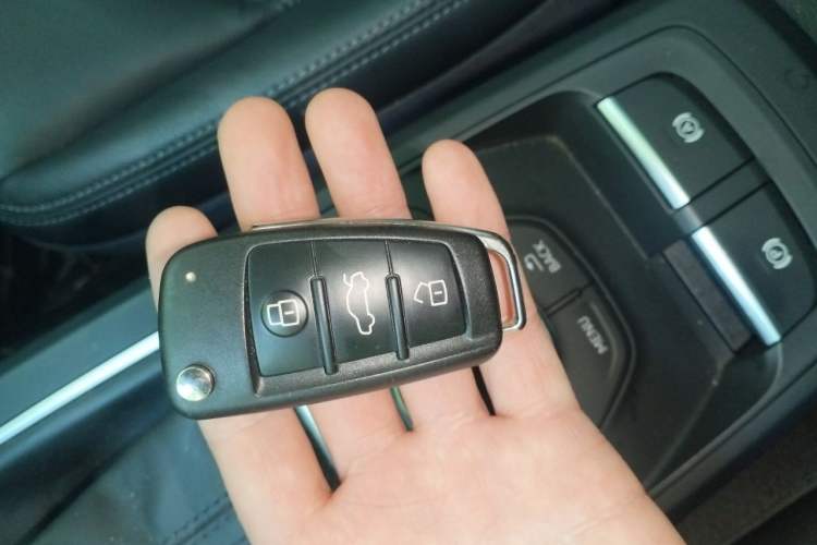 Used Audi Q2L 2018 35 TFSI Fashion Elegant Version China V Vehicle Key