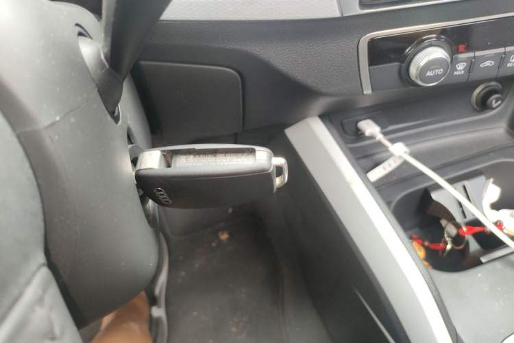 Used Audi Q2L 2018 35 TFSI Fashion Elegant Version China V Vehicle Key