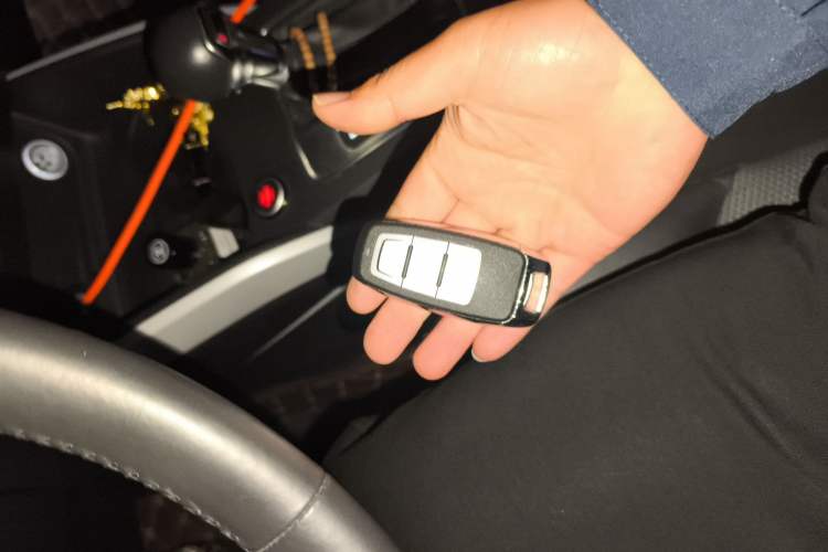 Used Audi Q2L 2018 35 TFSI Fashion Elegant Version China V Vehicle Key