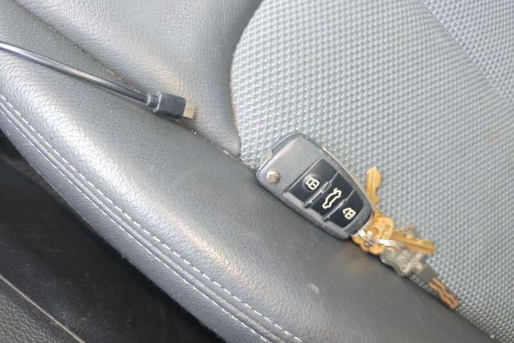 Used Audi Q2L 2018 35 TFSI Fashionable & Elegant Version China VI Emission Standard Vehicle Key
