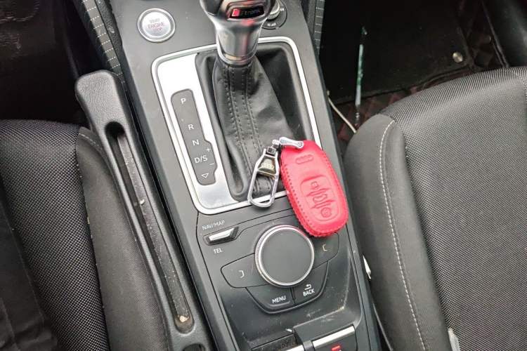 Used Audi Q2L 2018 35 TFSI Launch Exclusive Edition China V Vehicle Key