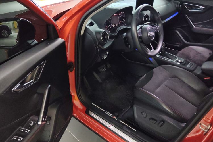 Used Audi Q2L 2018 35 TFSI Fashion Dynamic Version China V Emission Standard Driver Seat