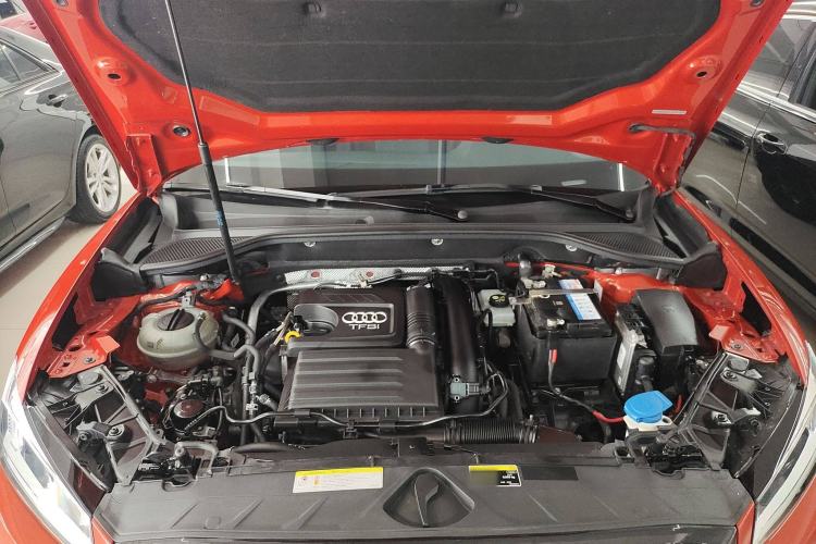 Used Audi Q2L 2018 35 TFSI Launch Exclusive Edition China VI Engine Bay