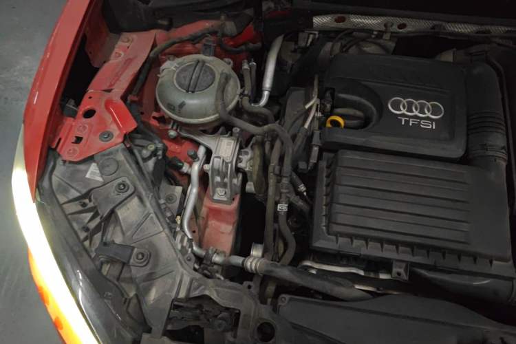 Used Audi Q2L 2018 35 TFSI Launch Exclusive Edition China V Engine Bay Right