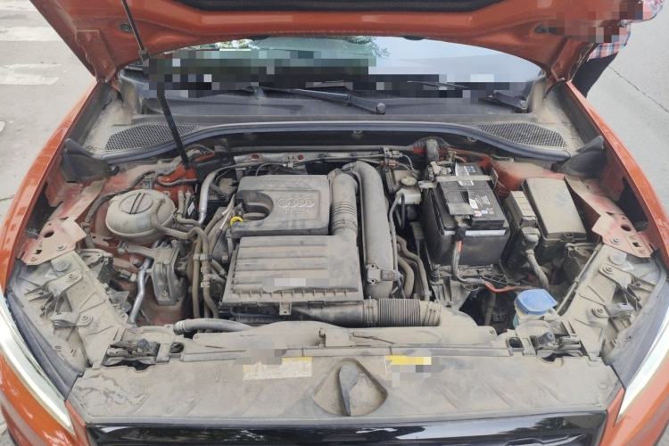 Used Audi Q2L 2018 35 TFSI Fashion Dynamic Version China VI Emission Standard Engine Bay