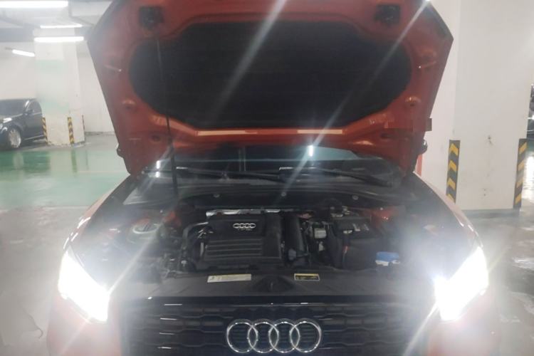 Used Audi Q2L 2018 35 TFSI Fashion Dynamic Version China V Emission Standard Engine Bay