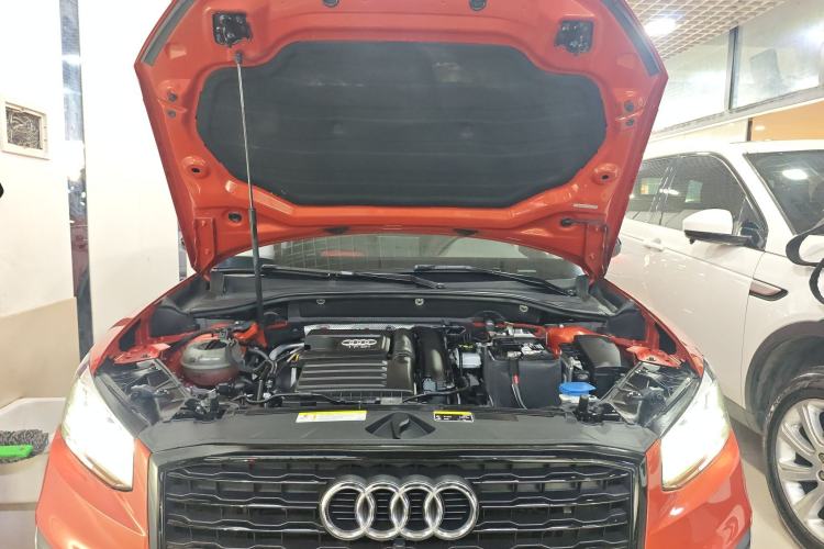 Used Audi Q2L 2018 35 TFSI Launch Exclusive Edition China VI Engine Bay