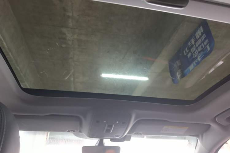 Used Audi Q2L 2018 35 TFSI Launch Exclusive Edition China VI Headliner