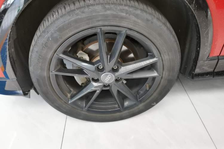 Used Audi Q2L 2018 35 TFSI Launch Exclusive Edition China VI Left Front Wheel Hub