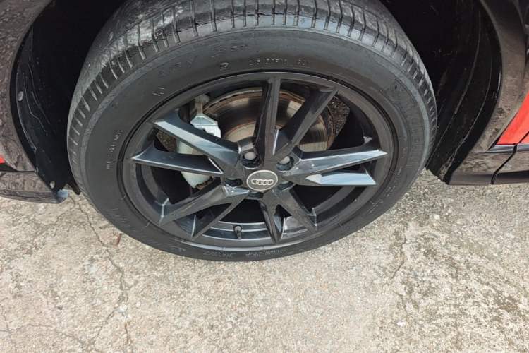 Used Audi Q2L 2018 35 TFSI Fashion Dynamic Version China V Emission Standard Left Front Wheel Hub