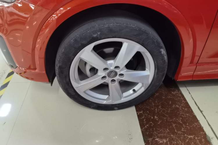 Used Audi Q2L 2018 35 TFSI Fashion Elegant Version China V Left Front Wheel Hub