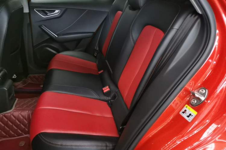 Used Audi Q2L 2018 35 TFSI Launch Exclusive Edition China VI Left Rear Seat