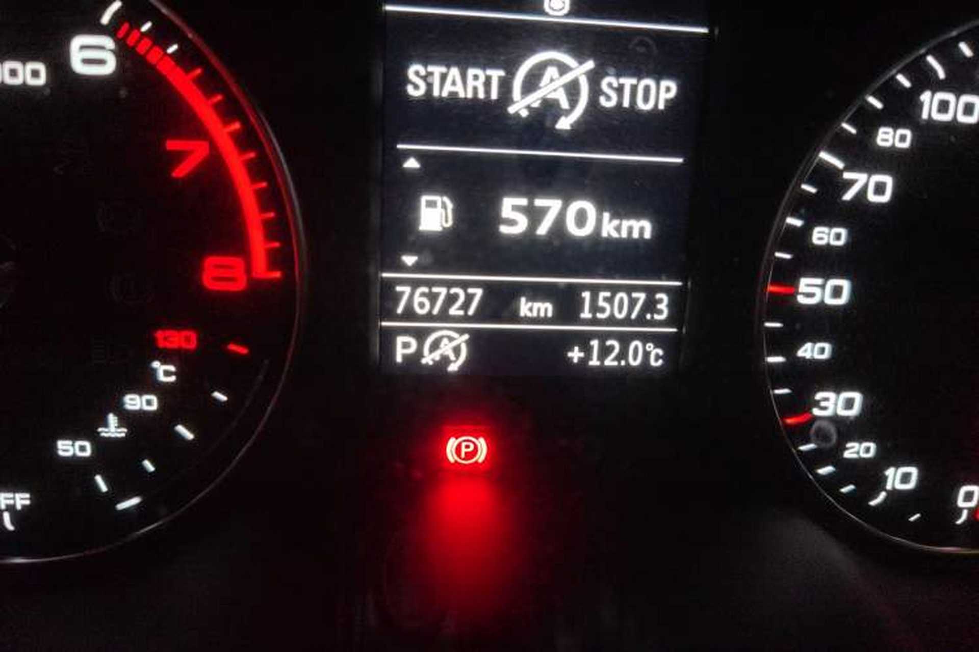 Used Audi Q2L 2018 35 TFSI Fashion Dynamic Version China V Emission Standard Odometer Close Up