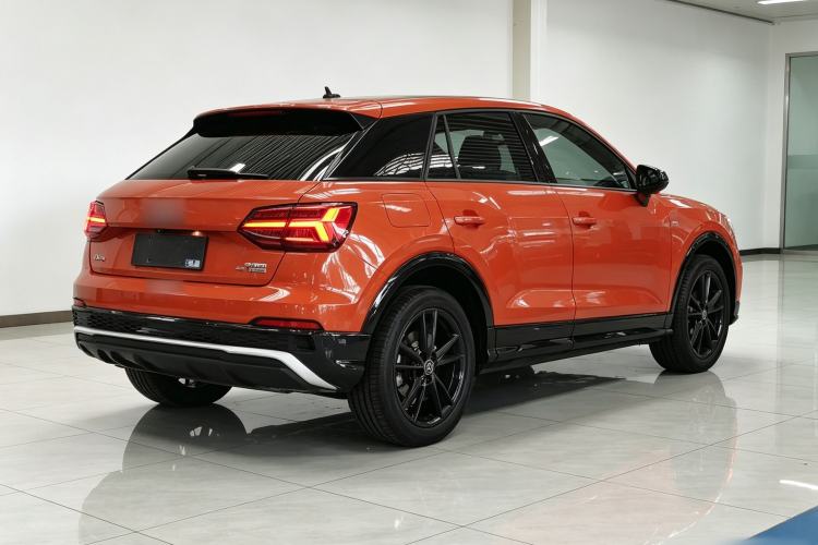 Used Audi Q2L 2018 35 TFSI Launch Exclusive Edition China VI Rear Right 45 Deg