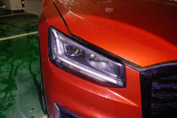 Used Audi Q2L 2018 35 TFSI Launch Exclusive Edition China VI Right Front Headlight