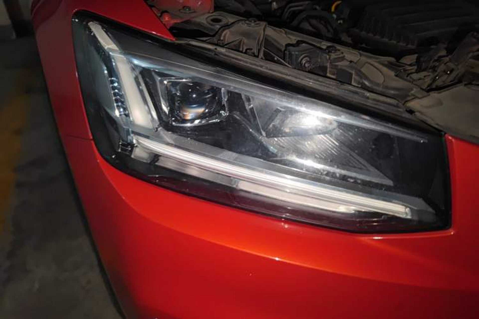 Used Audi Q2L 2018 35 TFSI Fashion Dynamic Version China V Emission Standard Right Front Headlight