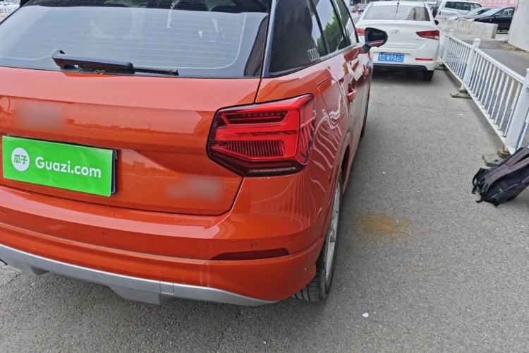 Used Audi Q2L 2018 35 TFSI Fashionable & Elegant Version China VI Emission Standard Right Rear Taillight