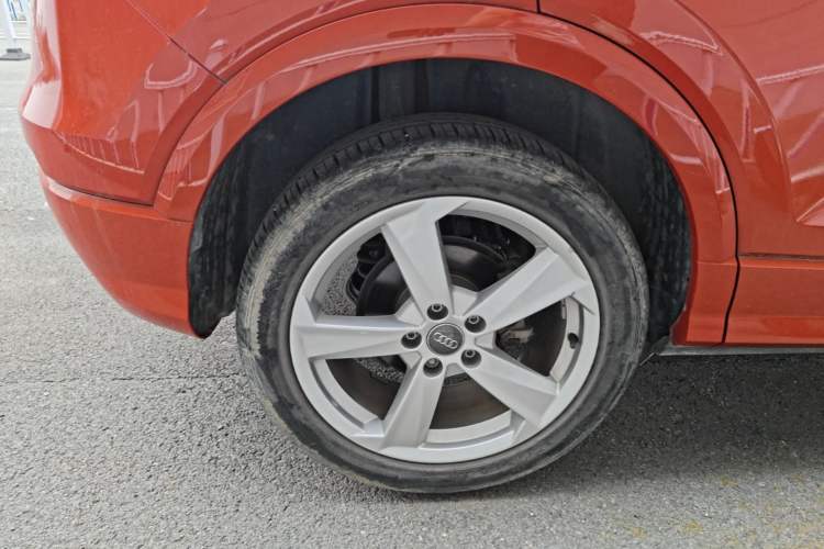Used Audi Q2L 2018 35 TFSI Fashionable & Elegant Version China VI Emission Standard Right Rear Wheel Hub