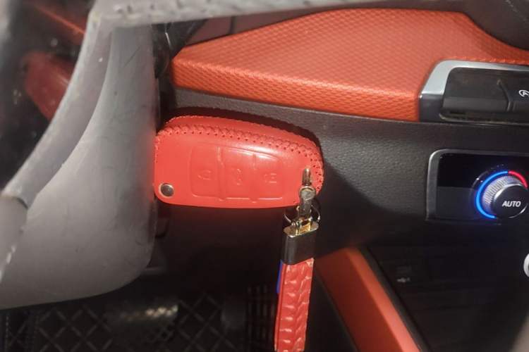 Used Audi Q2L 2018 35 TFSI Fashion Dynamic Version China V Emission Standard Vehicle Key
