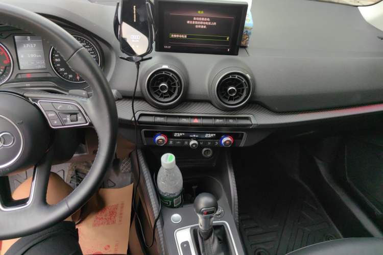 Used Audi Q2L 2020 35 TFSI Fashion Dynamic Model Audio And AC Panel