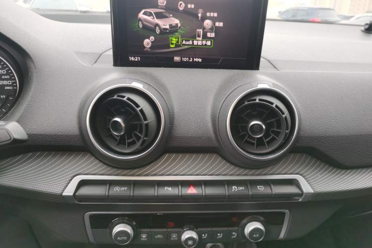 Used Audi Q2L 2020 35 TFSI Fashion Dynamic Model Audio And AC Panel