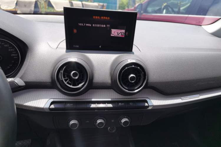 Used Audi Q2L 2020 35 TFSI Ambition Dynamic Edition Audio And AC Panel
