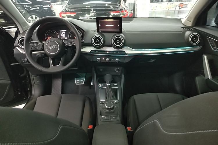 Used Audi Q2L 2020 35 TFSI Ambition Dynamic Edition Center Console