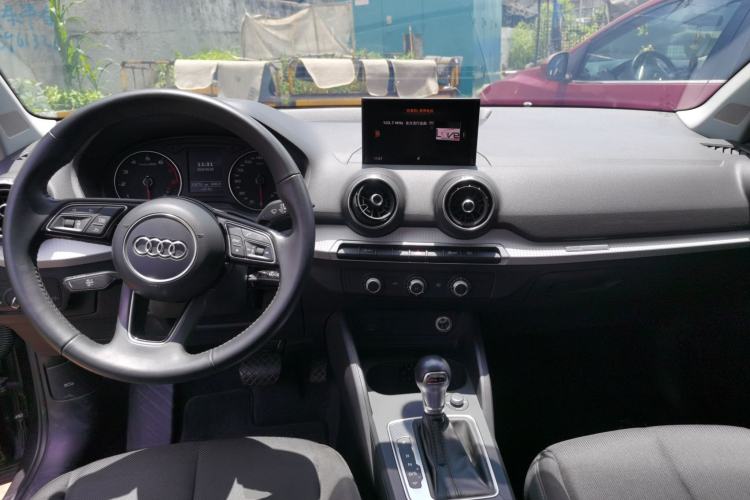 Used Audi Q2L 2020 35 TFSI Ambition Dynamic Edition Center Console