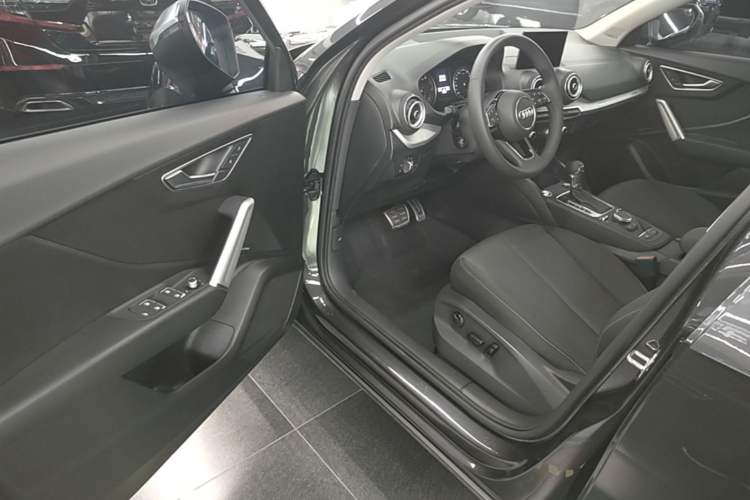 Used Audi Q2L 2020 35 TFSI Ambition Dynamic Edition Driver Seat
