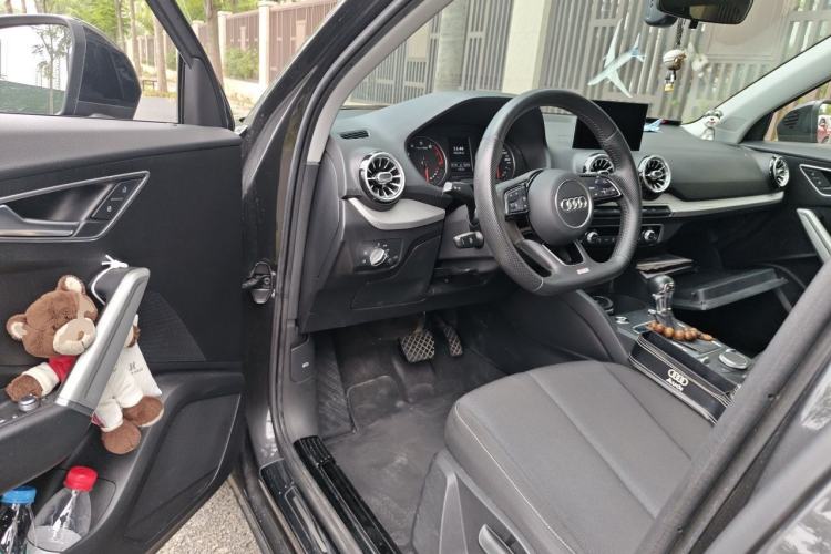 Used Audi Q2L 2020 35 TFSI Ambition Dynamic Edition Driver Seat