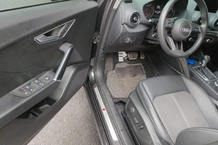Used Audi Q2L 2020 35 TFSI Fashion Dynamic Model Driver Seat