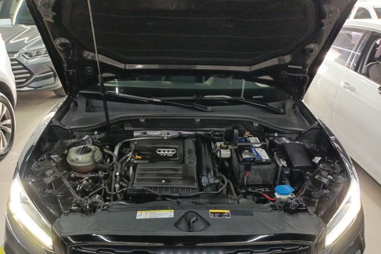 Used Audi Q2L 2020 35 TFSI Fashion Dynamic Model Engine Bay