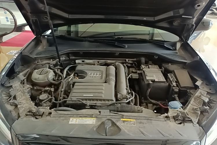 Used Audi Q2L 2020 35 TFSI Fashion Dynamic Model Engine Bay