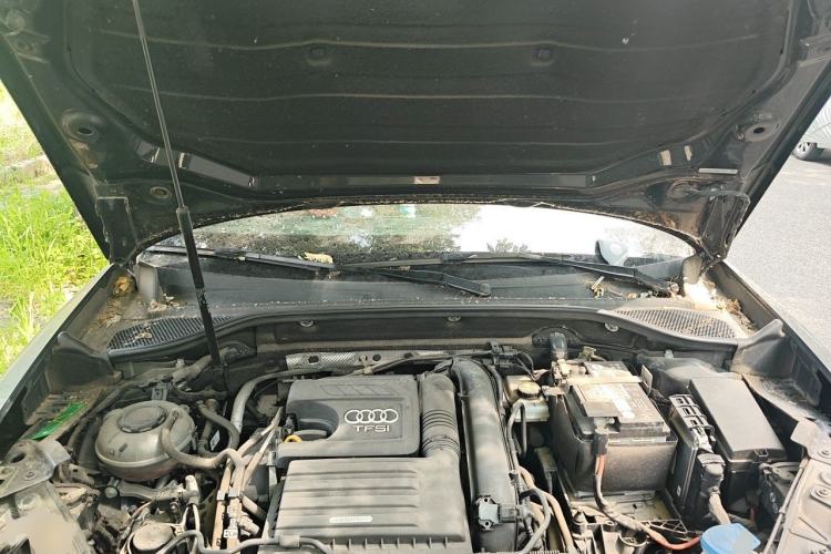 Used Audi Q2L 2020 35 TFSI Fashionable and Elegant Model Engine Bay
