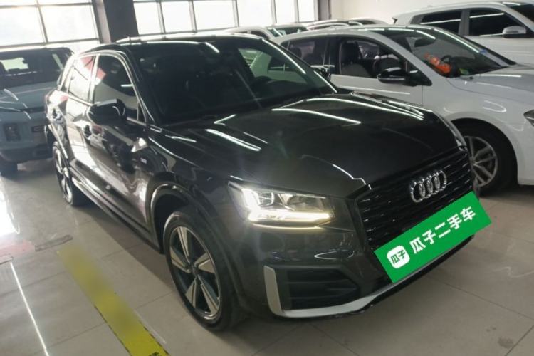 Used Audi Q2L 2020 35 TFSI Fashion Dynamic Model Front Right 45 Deg