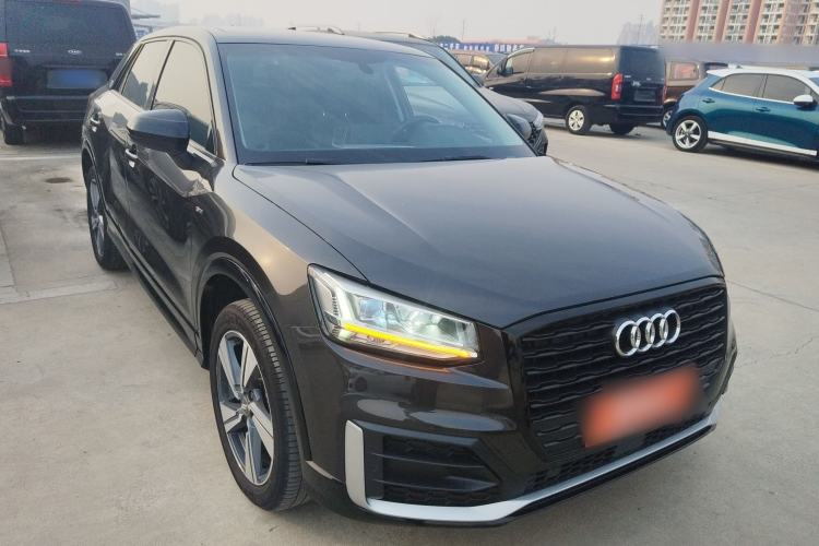 Used Audi Q2L 2020 35 TFSI Fashion Dynamic Model Front Right 45 Deg