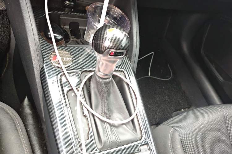 Used Audi Q2L 2020 35 TFSI Ambition Dynamic Edition Gear Lever