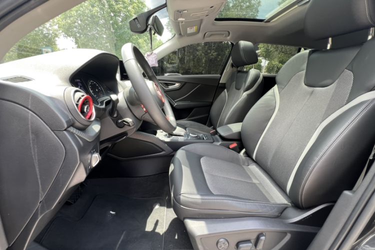 Used Audi Q2L 2020 35 TFSI Fashion Dynamic Model Interior 5