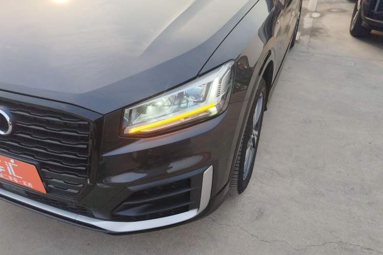 Used Audi Q2L 2020 35 TFSI Fashion Dynamic Model Left Front Headlight