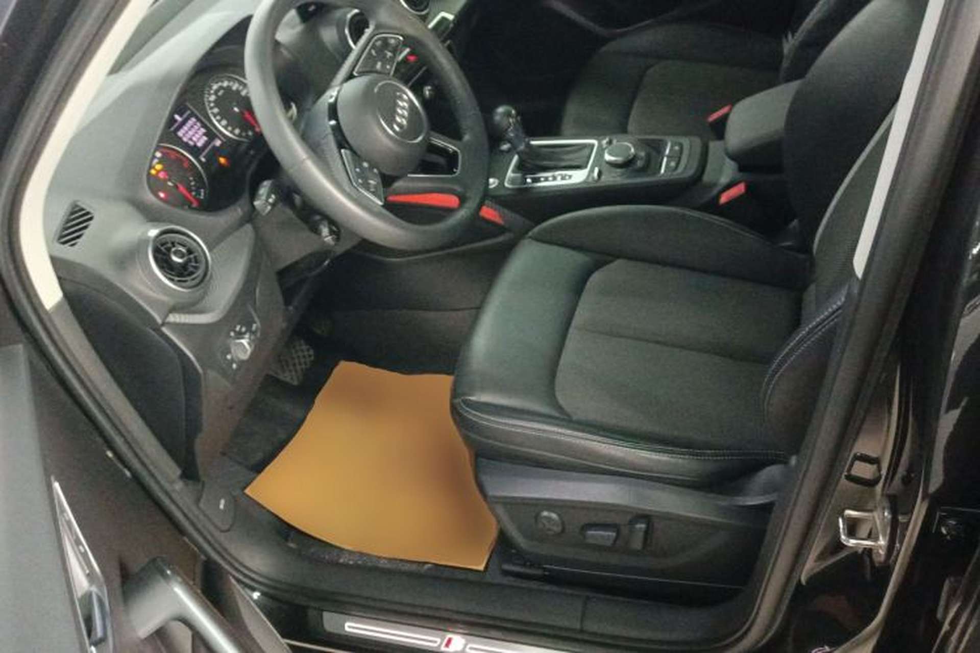 Used Audi Q2L 2020 35 TFSI Fashion Dynamic Model Left Front Seat