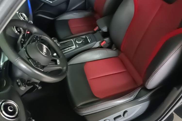 Used Audi Q2L 2020 35 TFSI Fashion Dynamic Model Left Front Seat